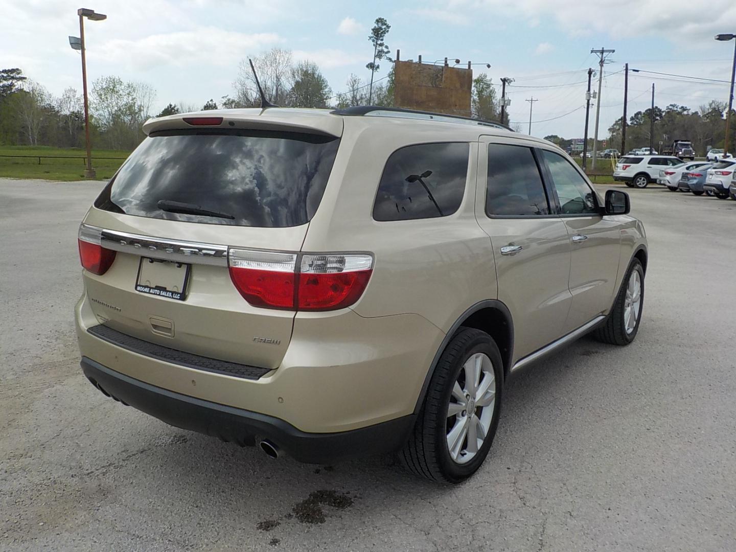 2011 Tan /Tan Dodge Durango (1D4SD4GT1BC) with an Hemi engine, Auto transmission, located at 1617 W Church Street, Livingston, TX, 77351, (936) 327-3600, 30.710995, -94.951157 - LOCAL ONE OWNER!! Can't get any nicer than this one!! Just come see for yourself! - Photo#6